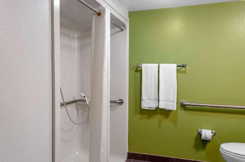 Sleep Inn Baton Rouge East I-12 image 10