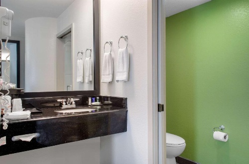 Sleep Inn Baton Rouge East I-12 image 8